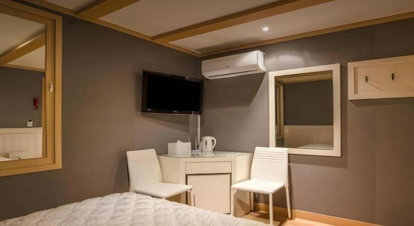 Sinyoung Motel Seoul Exterior photo